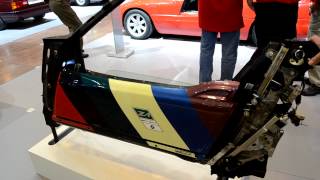 BMW Z1 - how the doors go up/down...  into the car's body...