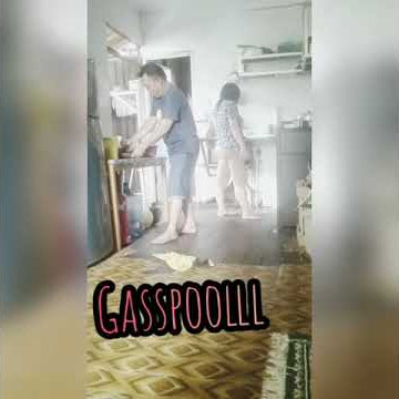 ulak cabe sambil goyang itik😅😅