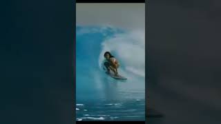 Jina Kim gets barreled at Korean wave pool