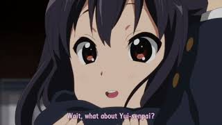K-ON! Azusa is laughing about Ritsu playing Juliet