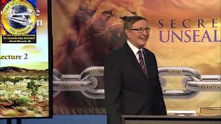 Pastor Stephen Bohr   Wie is de Kleine Hoorn