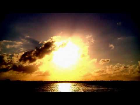 Awesome Time Lapse Video of Ocean Sunrise to Sunset 1080p