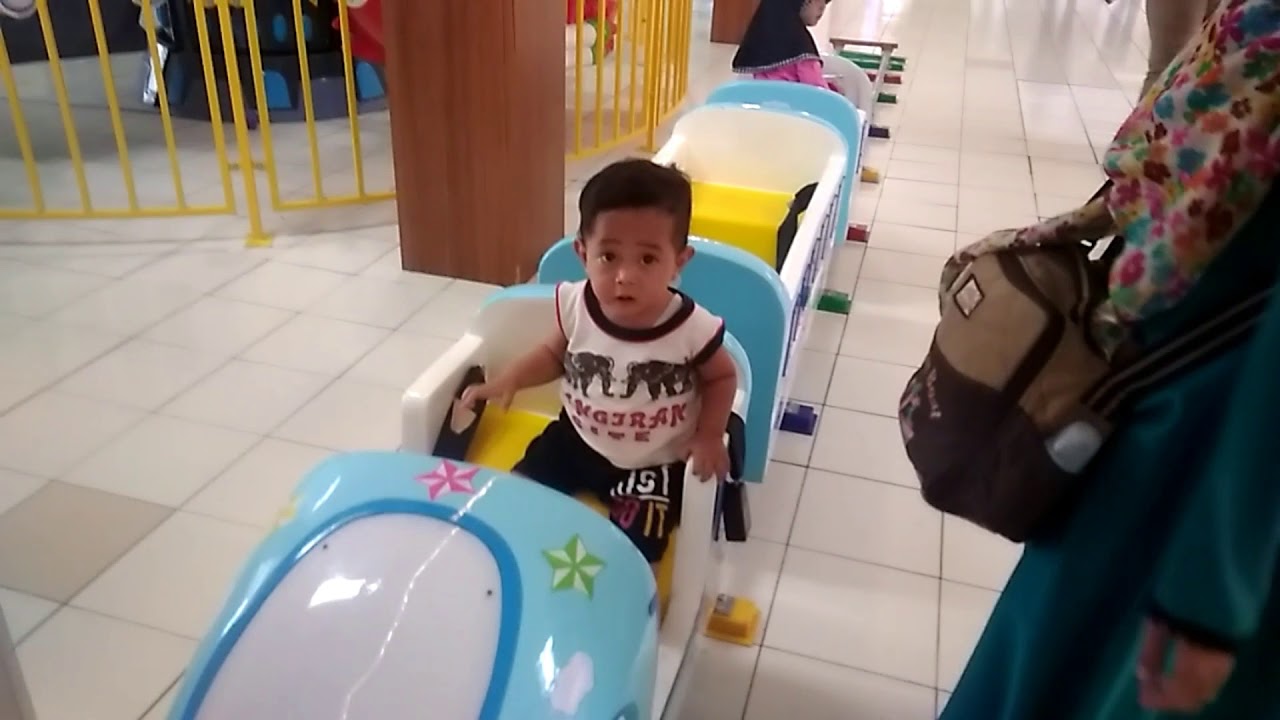  Mainan  anak  di  mall LUCU YouTube