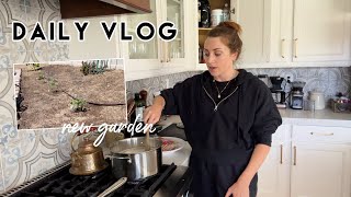 VLOG | Daily Diaries | Planting our Garden, Chicken Alfredo Pasta & New Jeans | Kendra Atkins