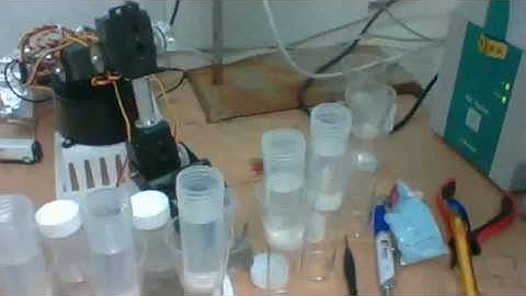 Lynxmotion AL5A robotic arm working as an autosampler for titrino measuring alkalinity