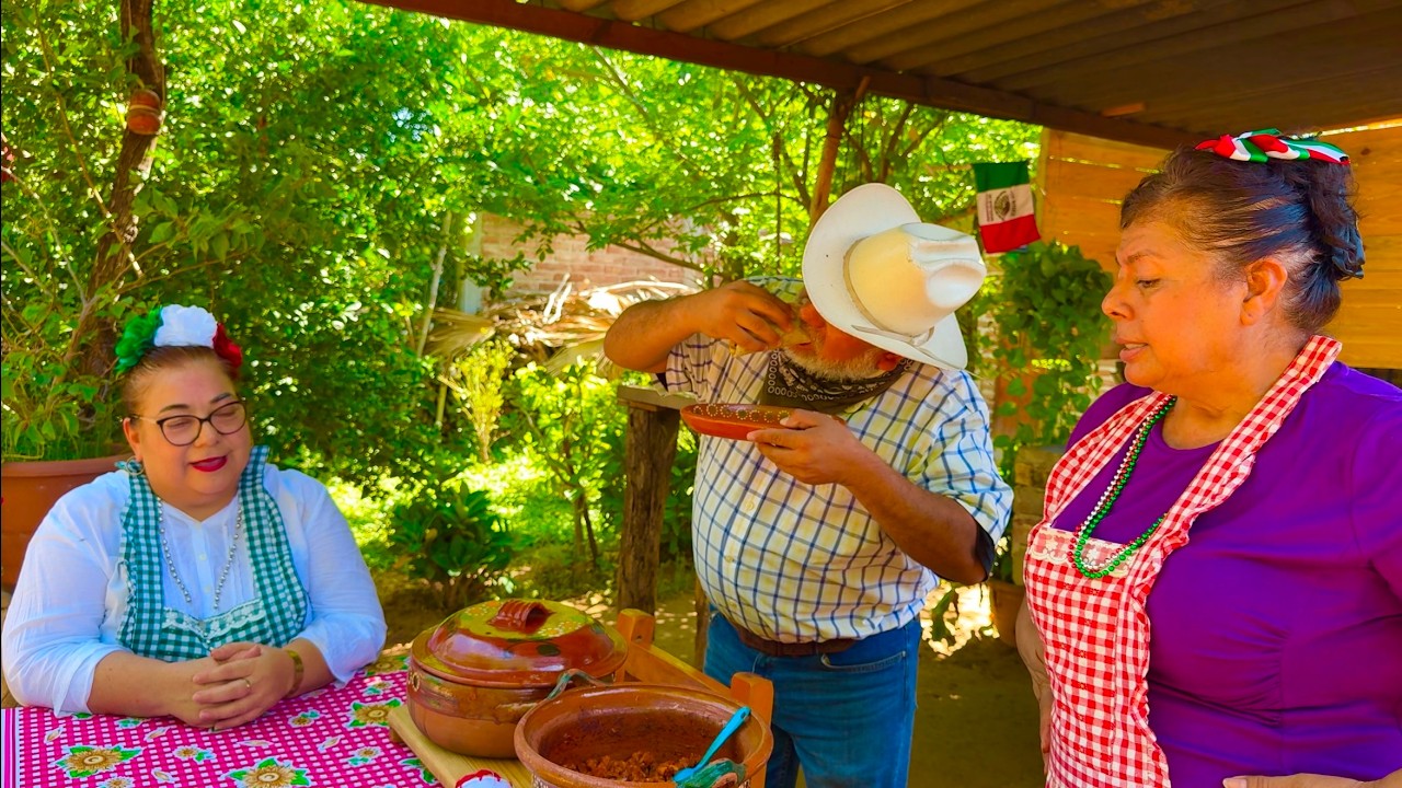 La taquiza favorita del Pueblo, Señora María Barraza || Ay Nomas