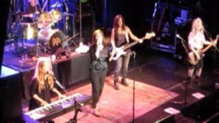 The Go-Go's - Head Over Heels (Live New York 2011)