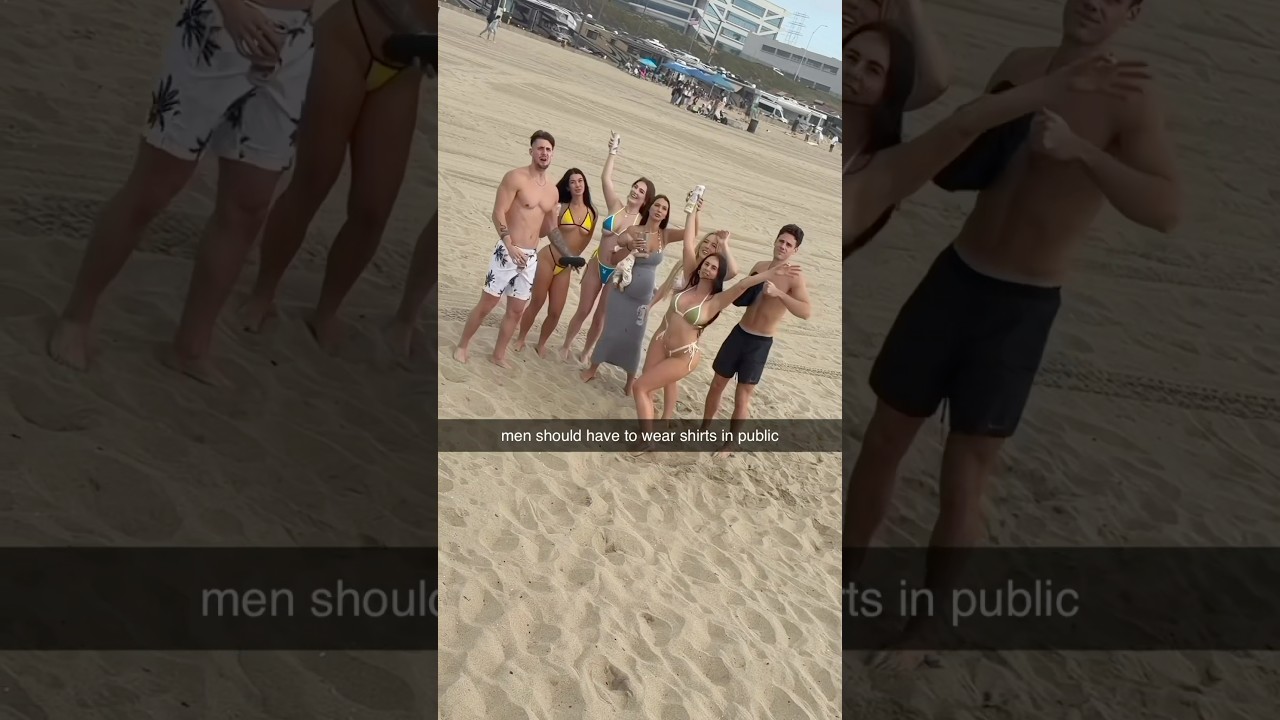 Men should have to wear shirts in public 😭😤