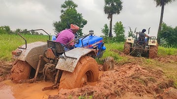 Powertrac Tractor Stuck in Heavy Mud- Swaraj Tractor pulling out/ Mahindra Tractor Power
