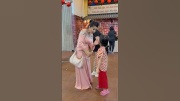 Trời Ơi Thấy Cưng Quá NSUT Tú Sương Nựng Em Bé Thật Đáng Yêu #shortvideo