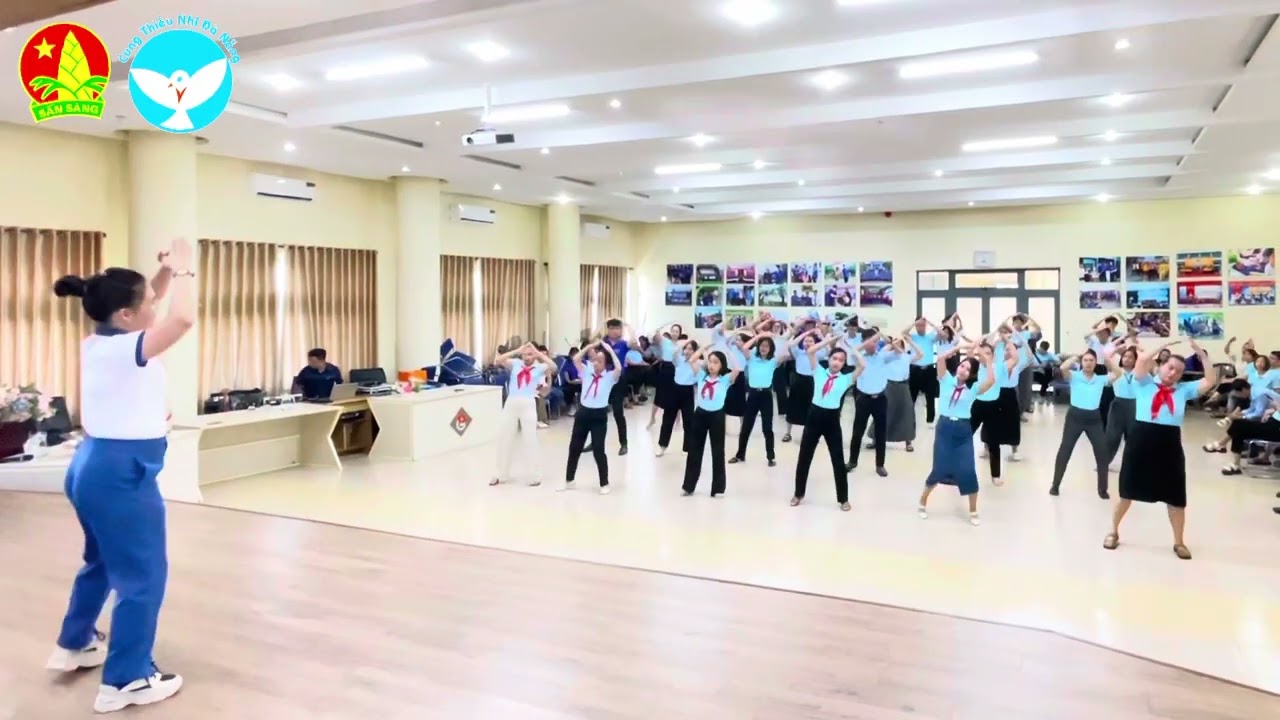 Tiến lên đi - MHTT SÂN TRƯỜNG 2024-2025