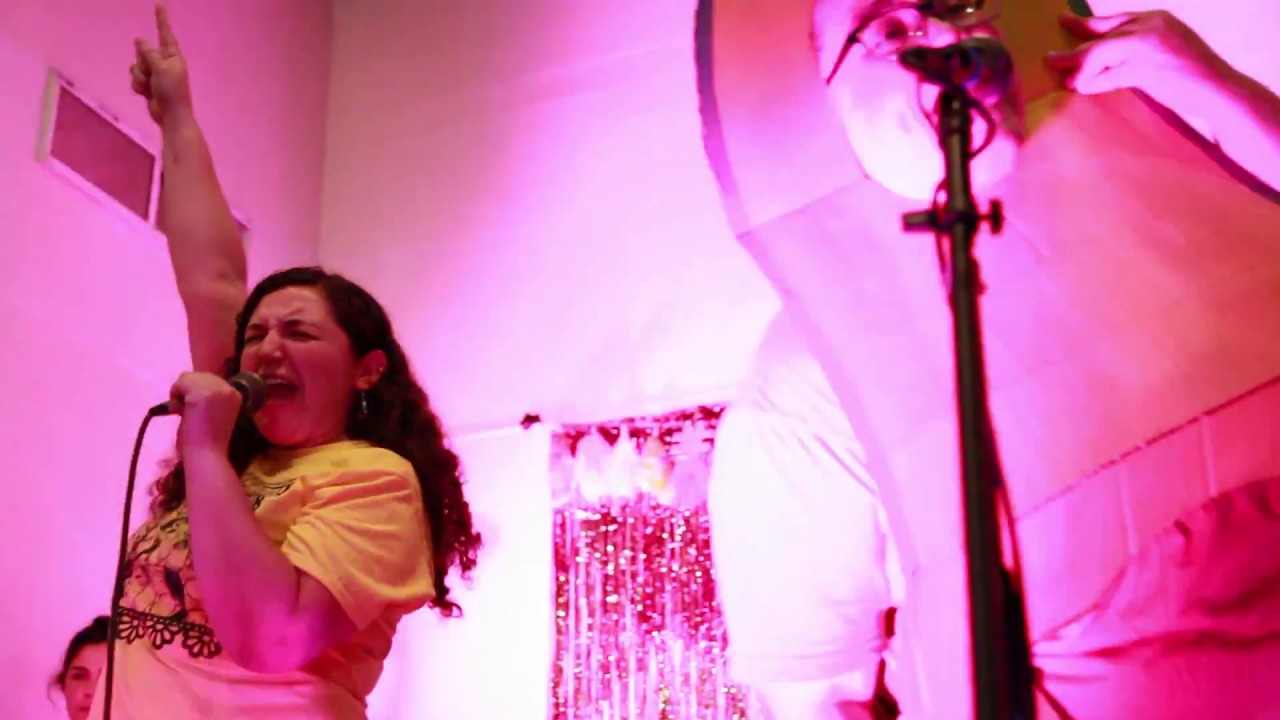 Chicas Rockeras - Theme Song 2017