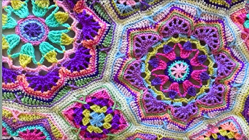 How to crochet Persian tile in the easiest way for beginners 2025