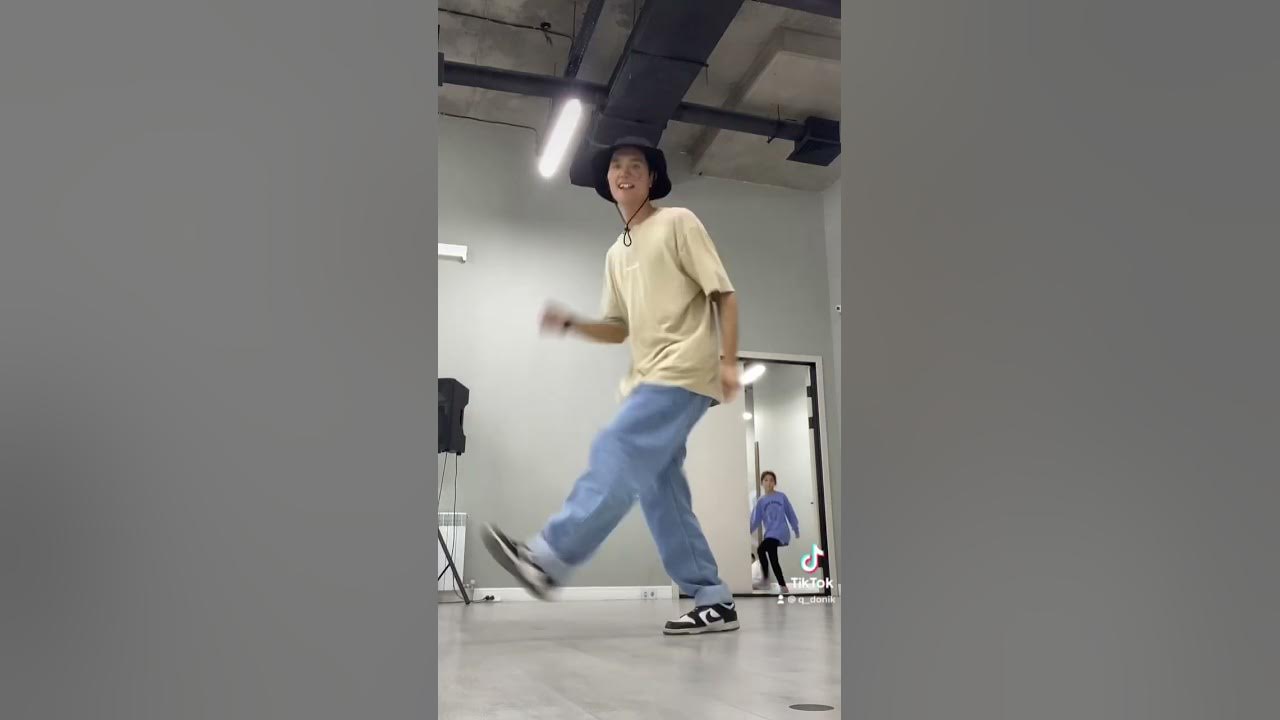Just Dance (feat. Colby O'Donis) - Lady Gaga tiktok dance