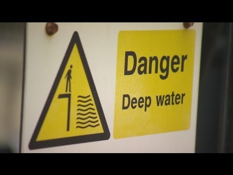 Βίντεο: Η στάθμη του νερού στο Ob είναι μερικές φορές κρίσιμη