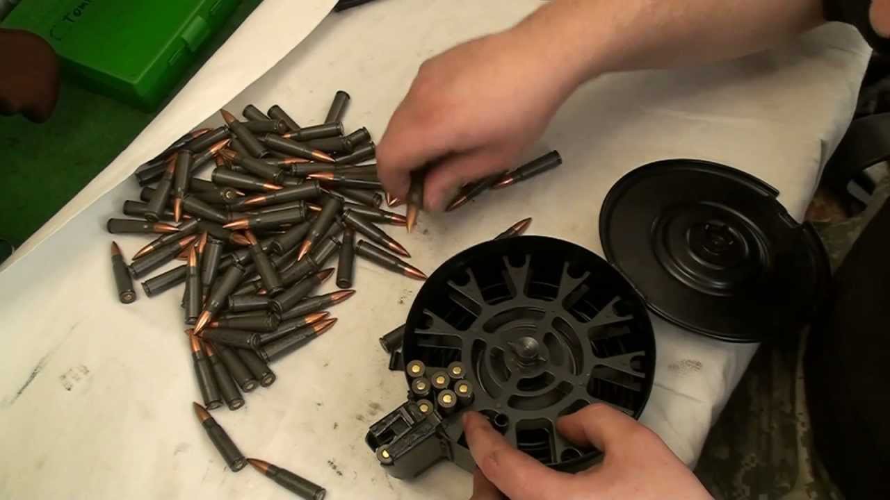 75-round AK-47 Kalaschnikov drum magazine loading - YouTube