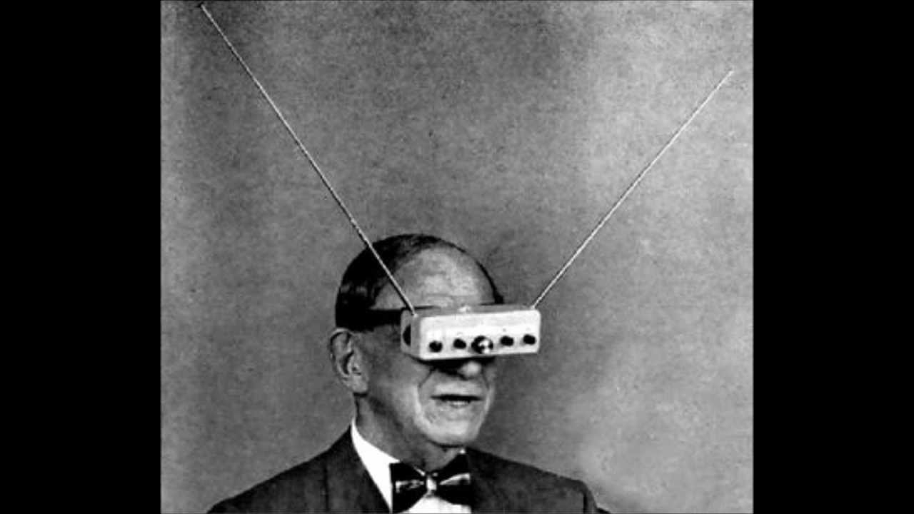 Глупый глядеть. Очки-телевизор Хьюго Гернсбек. Глупый телевизор. Очки телевизор 1963. Хьюго Гернсбек изобретения.