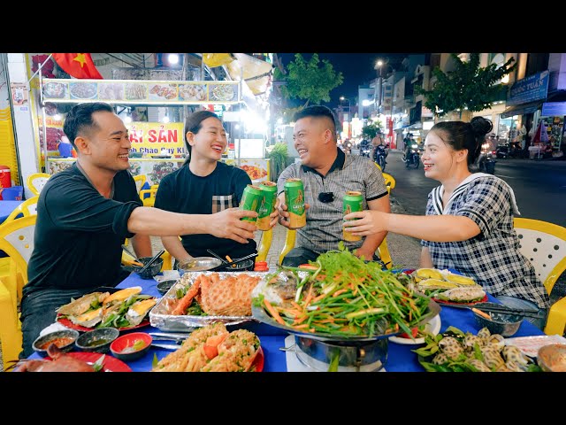 Enjoying Vietnamese street food: KING CRAB, ALASKAN LOBSTER, GIANT ISOPOD, ROCK OYSTERS | SAPA TV class=