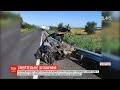У Запорізькій області легковик на повній швидкості врізався у вантажівку – є жертви