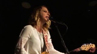 "Otherside of the Bottle"  Samantha Fish -Live at Callahan's 2/6/16 Sold Out Show chords