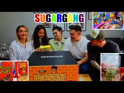 WE TRY CANDY FROM AROUND THE WORLD🍬 - Cihanoovic