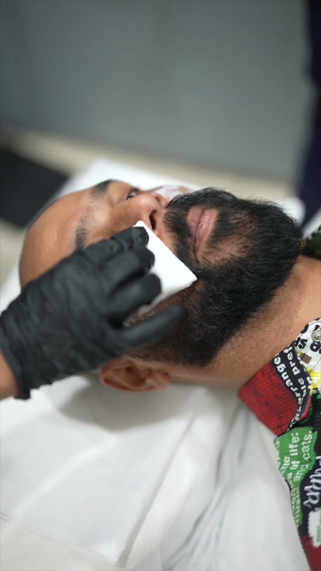 Face Thread Blommac Zirakpur +91 8968031688+91 9988777516