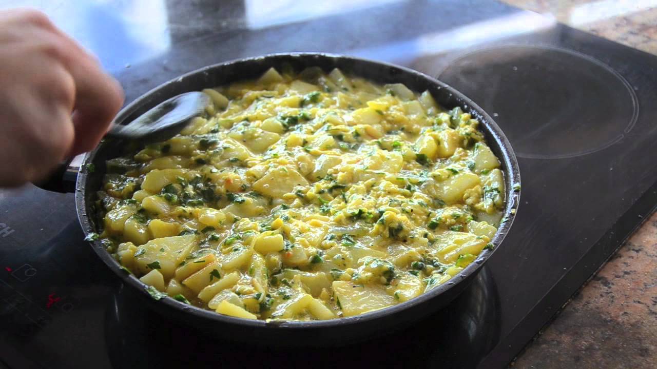 Tortilla de Papas (Patatas) Abuela Carmela YouTube