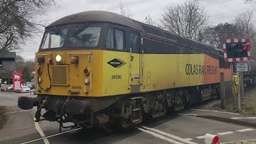 (4K) Colas Rail class 56 passing Crampmoor Level Crossing - 24 February 2021