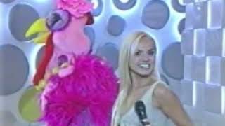 Eliana - A Galinha Magricela - Programa É Show Com Adriane Galisteu 12102001 Dia Das Crianças