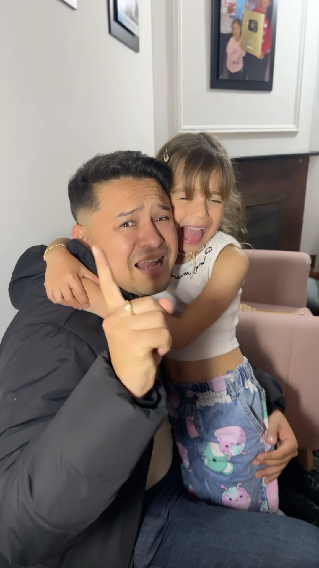 No le digas FEA a tu hermana #humor #cosasdefamilia #shortviral #fypviralシ