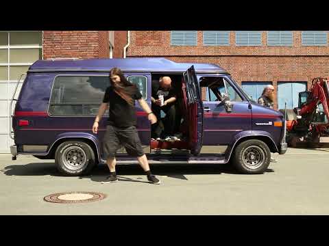 Van Groover - The Bandit (Official Video)