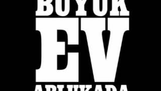 Büyük Ev Ablukada - Evren Bozması Resimi