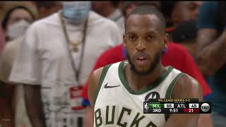 Khris Middleton hits back-back three pointers in the 3rd Quarter!👀 Hawks Vs Bucks Game 6