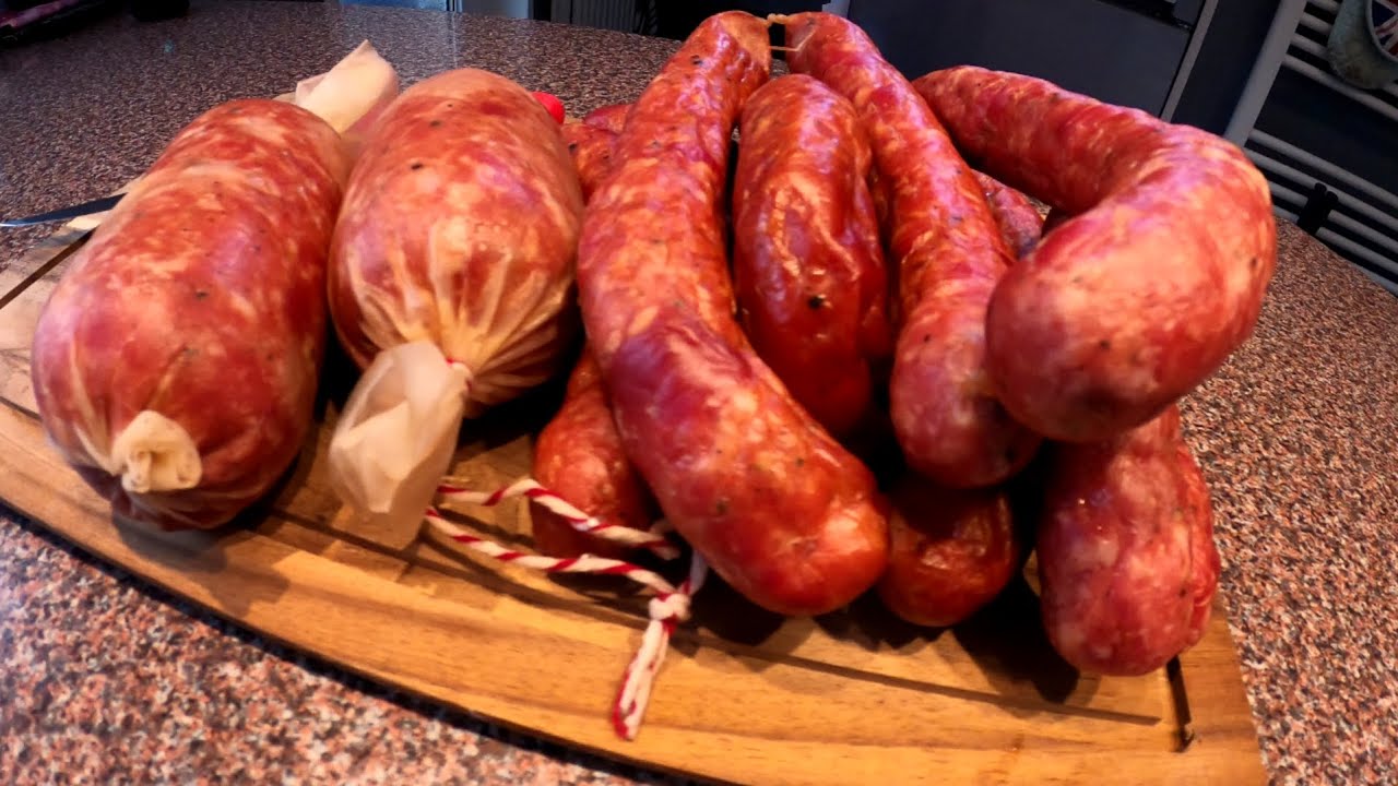 Odc. 105 Kiełbasa z golonki w dwóch wersjach. Prosta i smaczna, przepis krok po kroku...