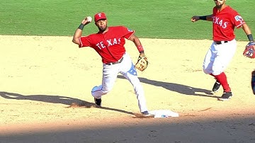 HOU@TEX: Kela induces DP to escape a bases-loaded jam
