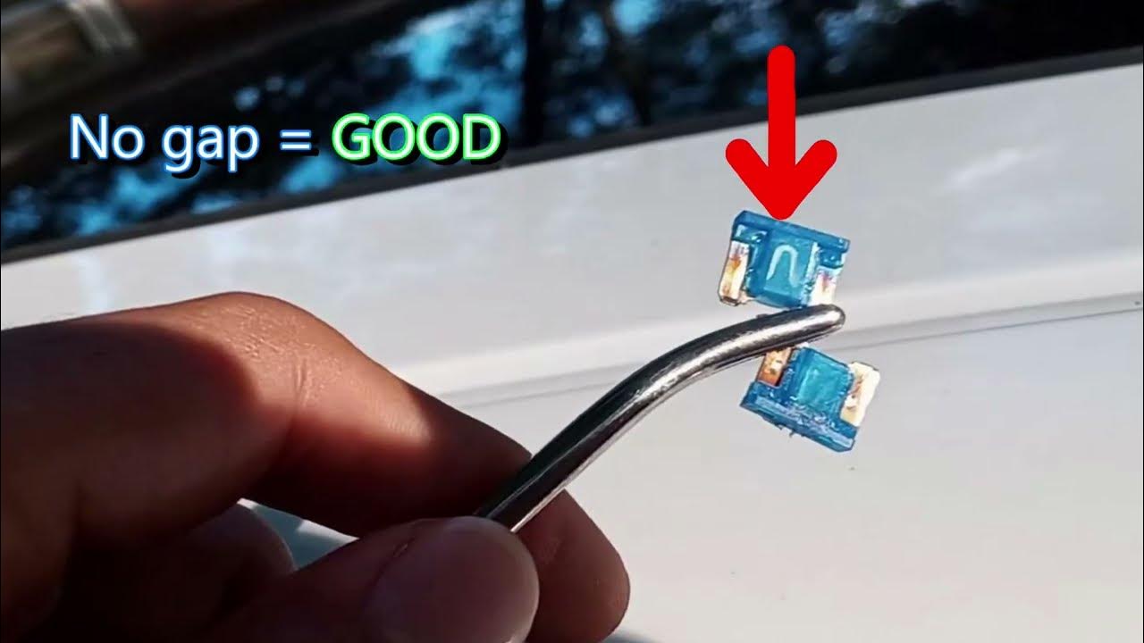 Honda Civic cigarette lighter fuse replacement - YouTube