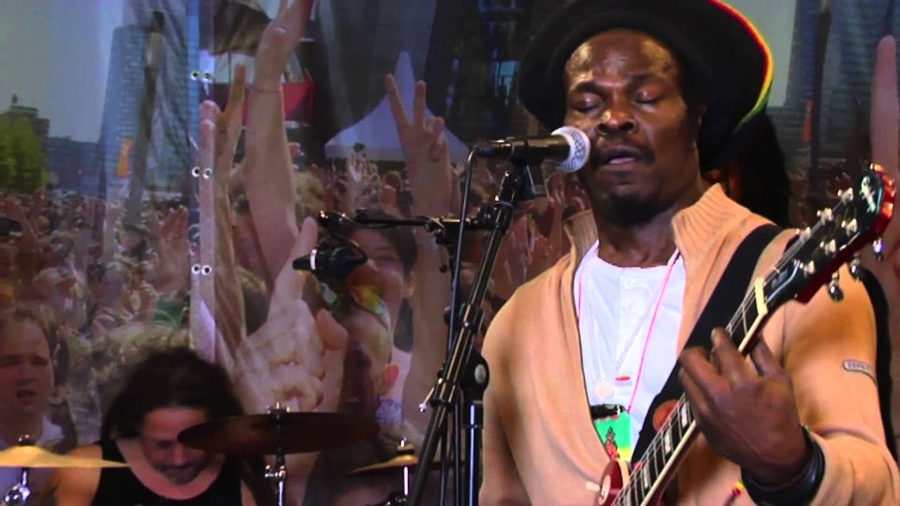 ONEWORLDBAND Live uit Lloyd TV-Rijnmond "Only Jah Know" (HD)