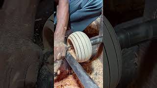 Amazing Woodworking: Handcrafting a Traditional Rice Container with Master Skills! 🪵🧺