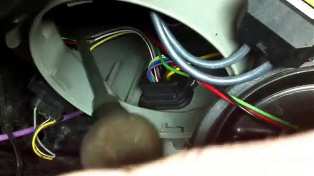 Mercedes CLK 209. Xenon Ignitor defective Install REPAIL KIT. YouTube