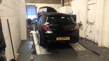 Astra VXR rolling road full decat exhaust flame