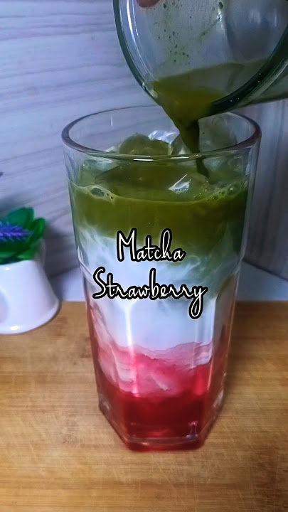 MATCHA STRAWBERRY 🍓💚 #shorts #drink #matcha