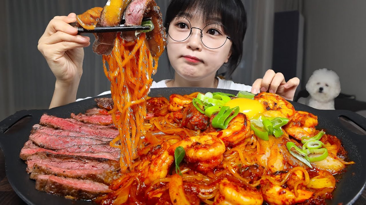 풍미가득🤤스테이크 결들인 볶음짬뽕 먹방 Stirfried Jjambbong with Steak Mukbang ASMR YouTube