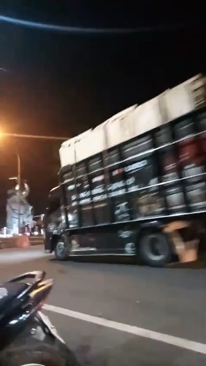 TRUK HITAM MBOIS 2025