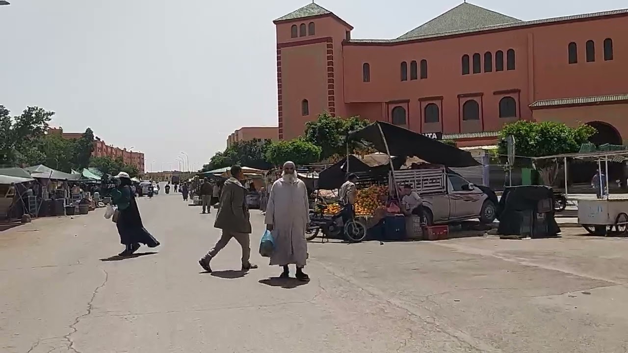 بقع ومحلات للبيع بالجوامعية بأثمنة مناسبة مدينة تامنصورت 0605484994