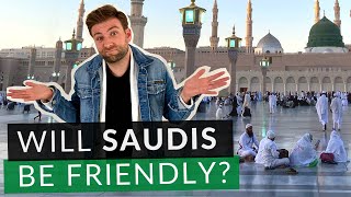 Meeting SAUDI PEOPLE as a TOURIST (not as expected) الشعب المذهل في المملكة العربية السعودية