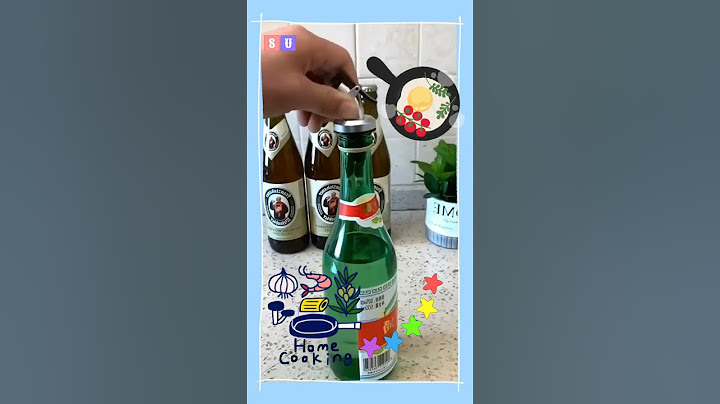 From Messy to Mess-Free: Enhancing Your Culinary Skills with This Oil Dispenser 🫠👌👍 #shorts