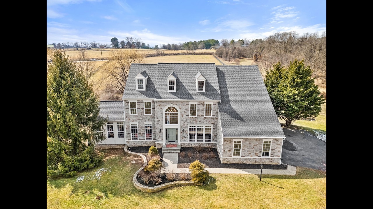 Refined Country Living in Waterford, Virginia | 39054 Old Stage Place, Waterford, Virginia