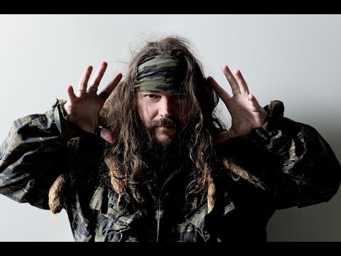 MAX CAVALERA on Why 'Roots' Is An Important Record in Metal & Upcoming SOULFY Album (2016)