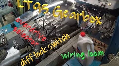 1973 Range Rover B suffix LT95 - Diff Lock warning switch, overdrive cross shaft, gearbox loom