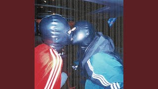KISS ME